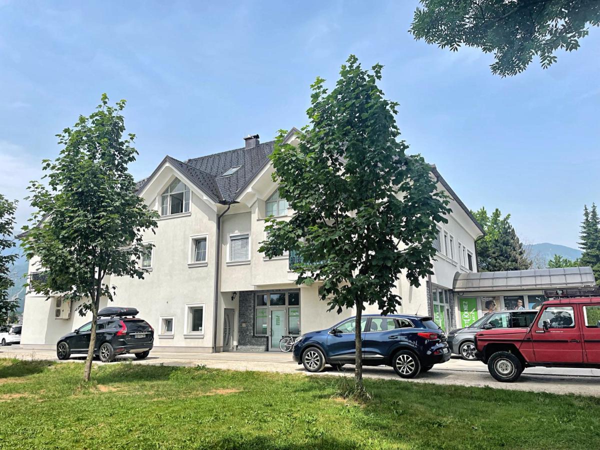 Vila Urbana Luxury Apartments Lesce  Zewnętrze zdjęcie