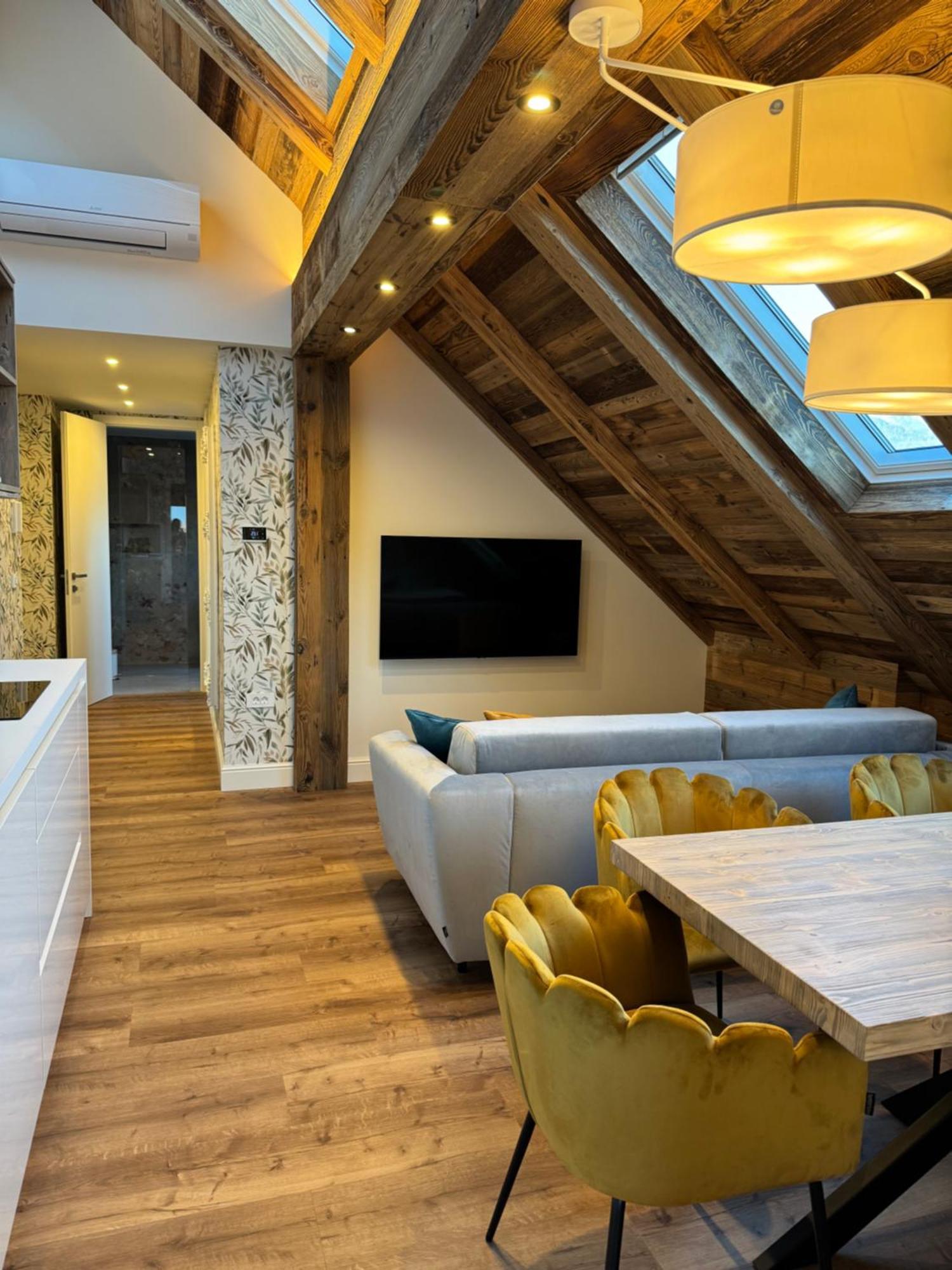 Vila Urbana Luxury Apartments Lesce  Zewnętrze zdjęcie